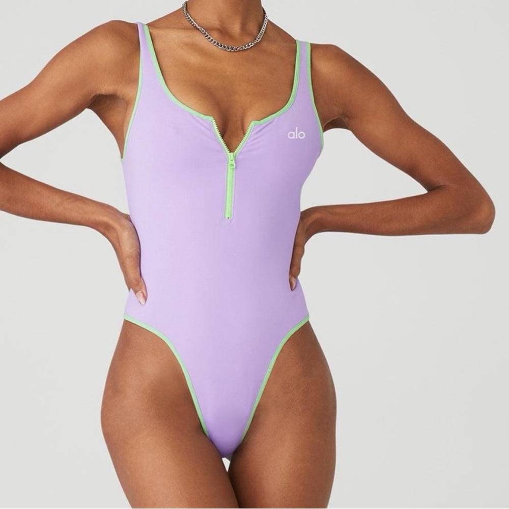 Alo yoga supernova bodysuit